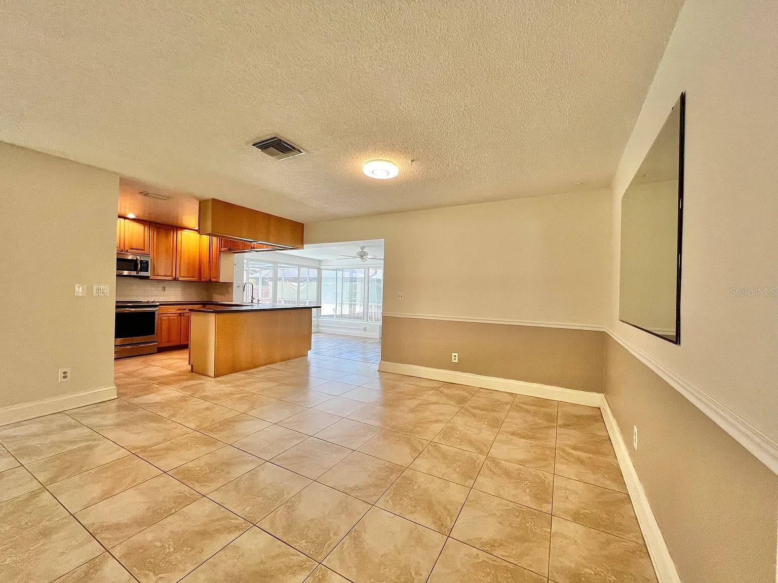 Single Family Residence at 105 N BAY HILLS BLVD, SAFETY HARBOR, photo 6 of 30