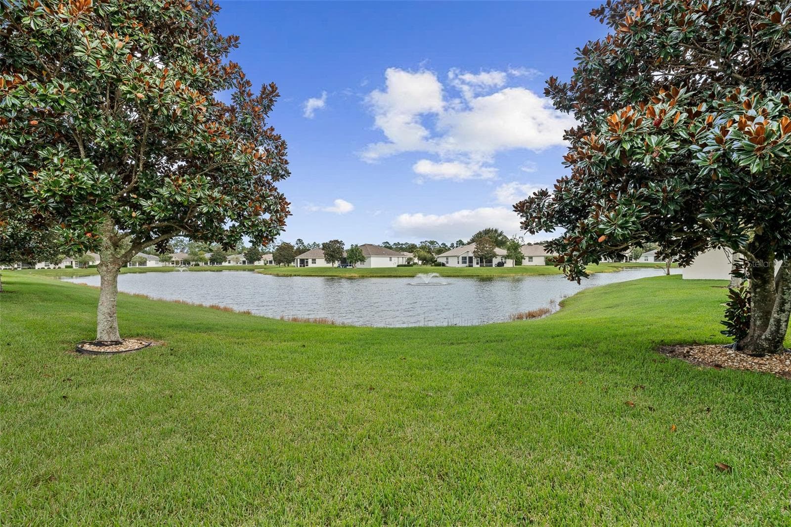 3 RIVERGATE LN