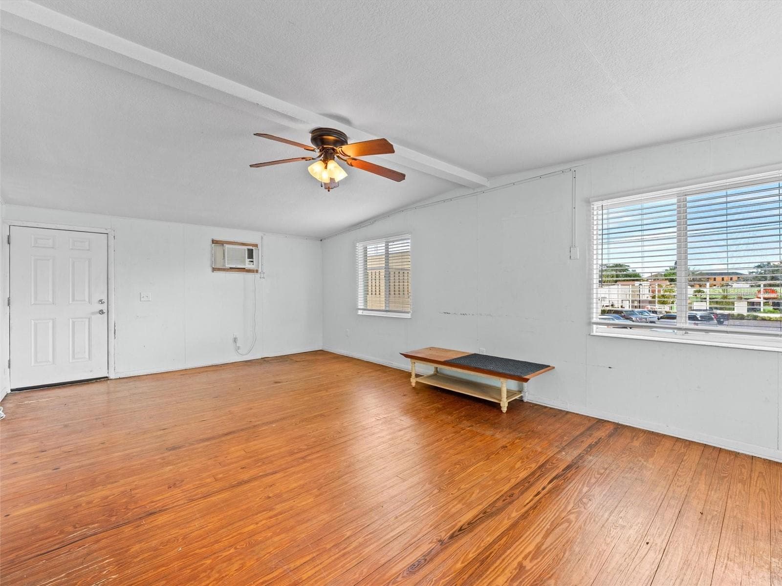 Front Apartment Living Room - 5812 MISSOURI AVE, NEW PORT RICHEY
