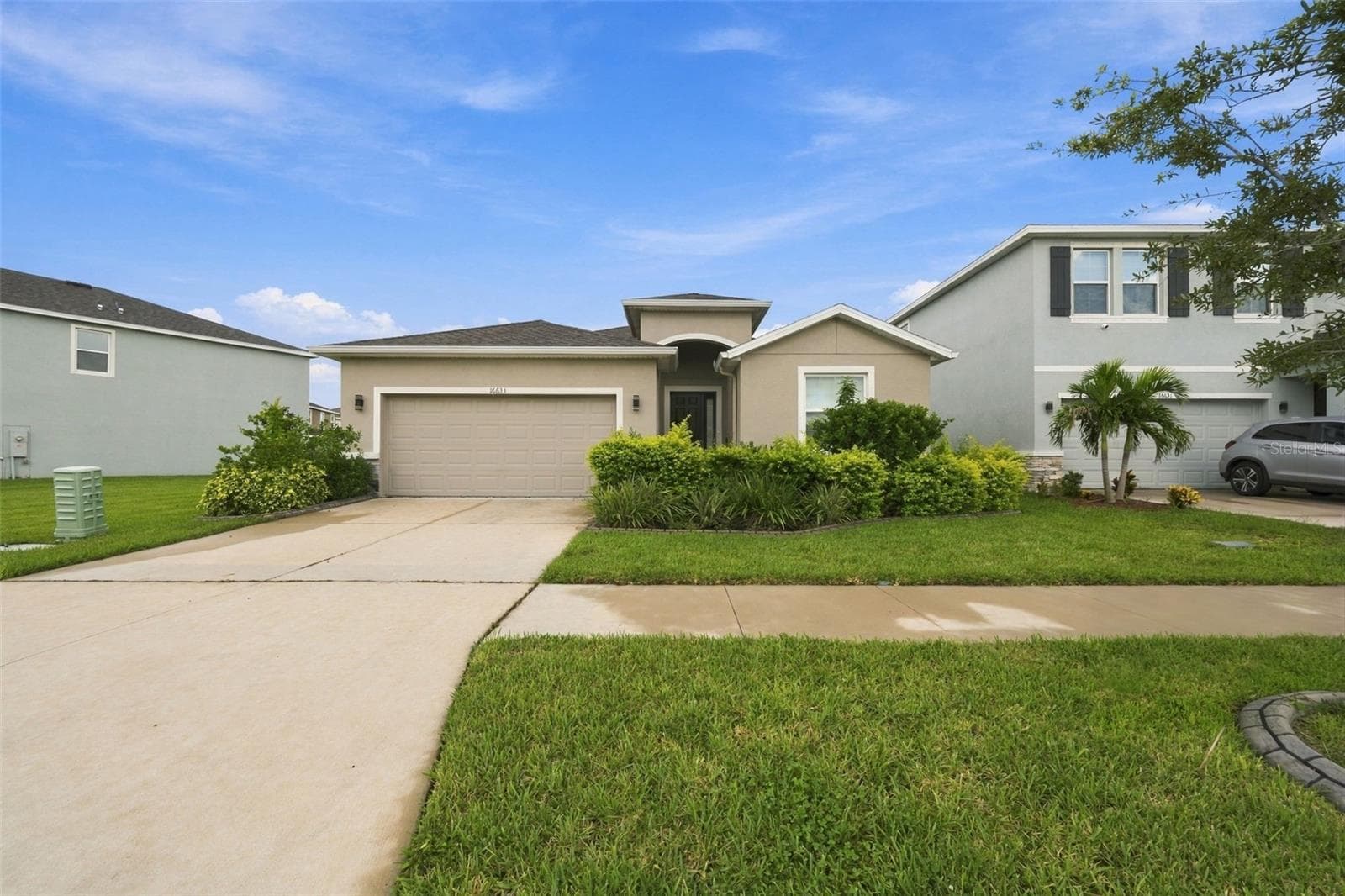 Single Family Residence at 16633 MOONER PLANK CIR, WIMAUMA, photo 10 of 61