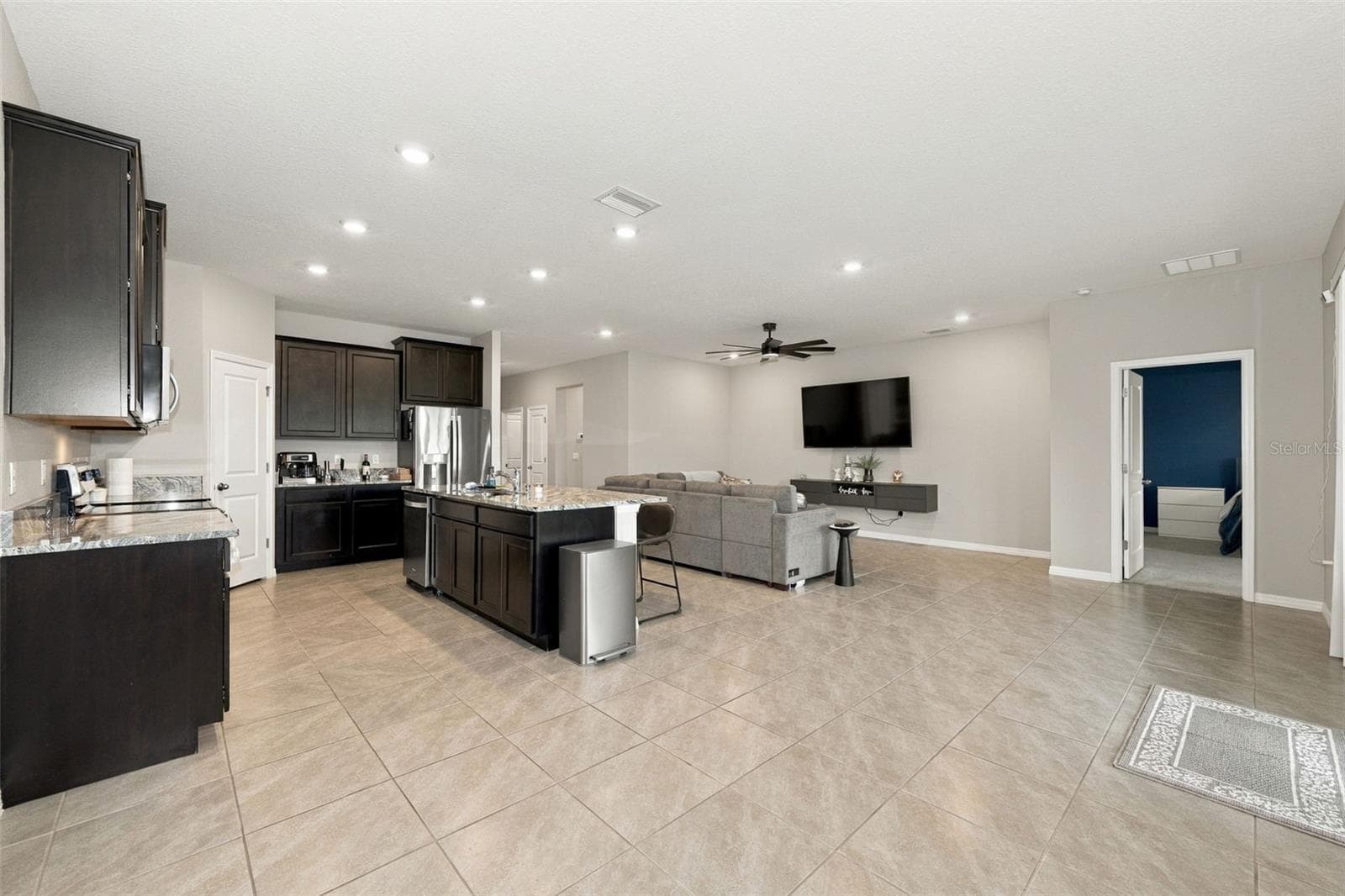 Single Family Residence at 16633 MOONER PLANK CIR, WIMAUMA, photo 26 of 61