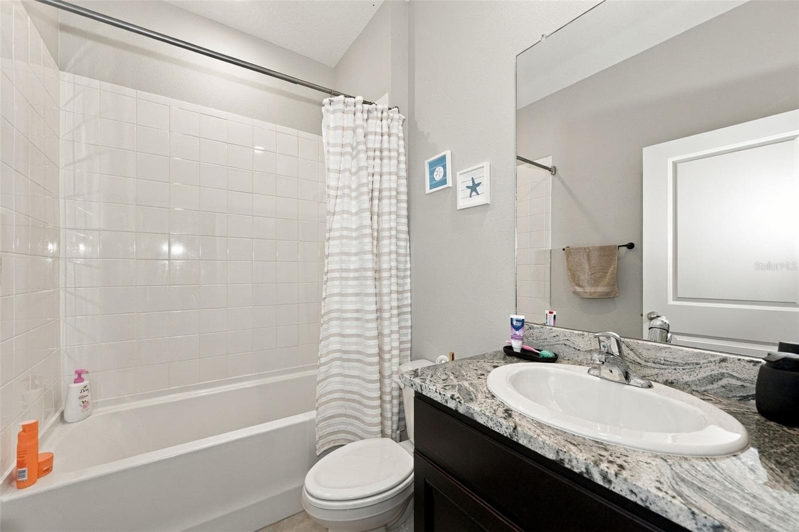 Single Family Residence at 16633 MOONER PLANK CIR, WIMAUMA, photo 32 of 61