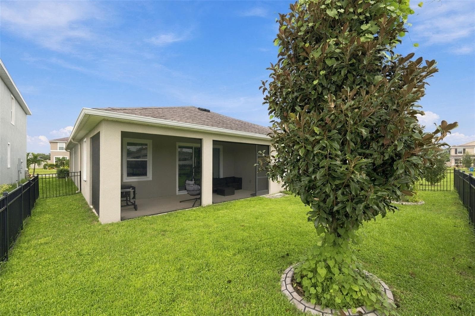 Single Family Residence at 16633 MOONER PLANK CIR, WIMAUMA, photo 43 of 61