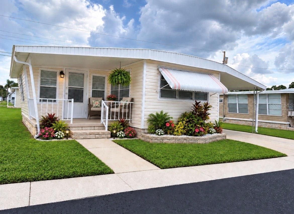 Virtually Staged - 2000 E BAY DR #65, LARGO