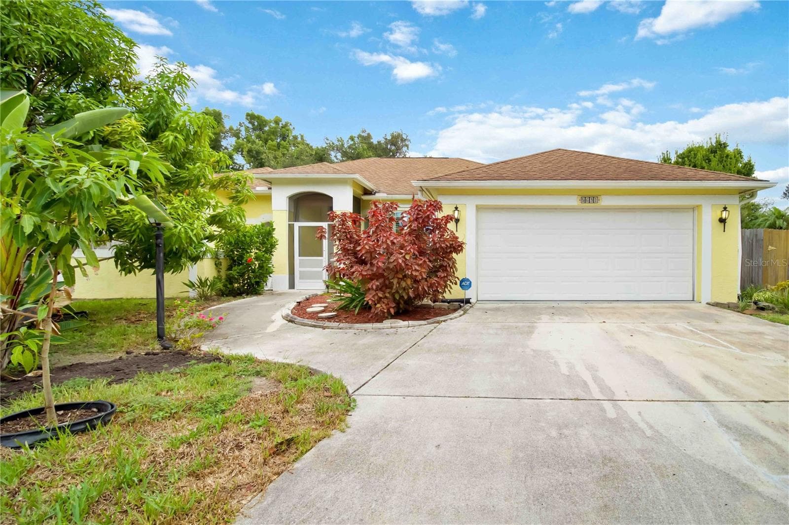 Single Family Residence at 5631 BENT OAK DR, SARASOTA, photo 2 of 54