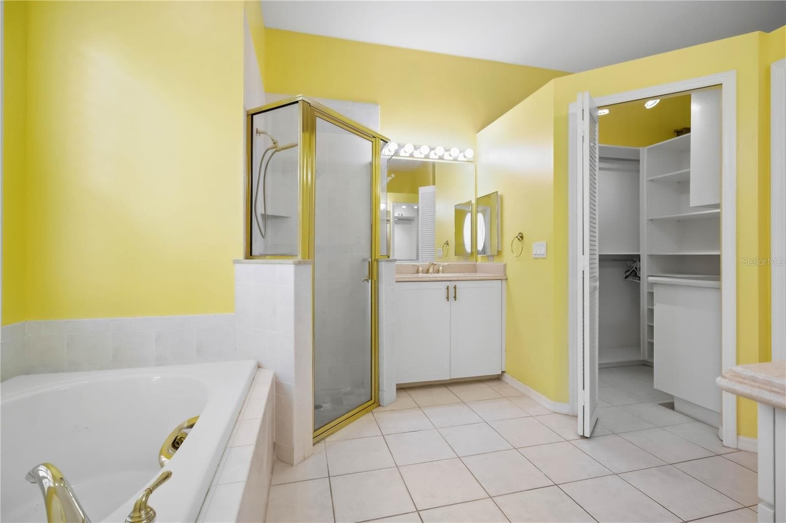 Single Family Residence at 5631 BENT OAK DR, SARASOTA, photo 38 of 54