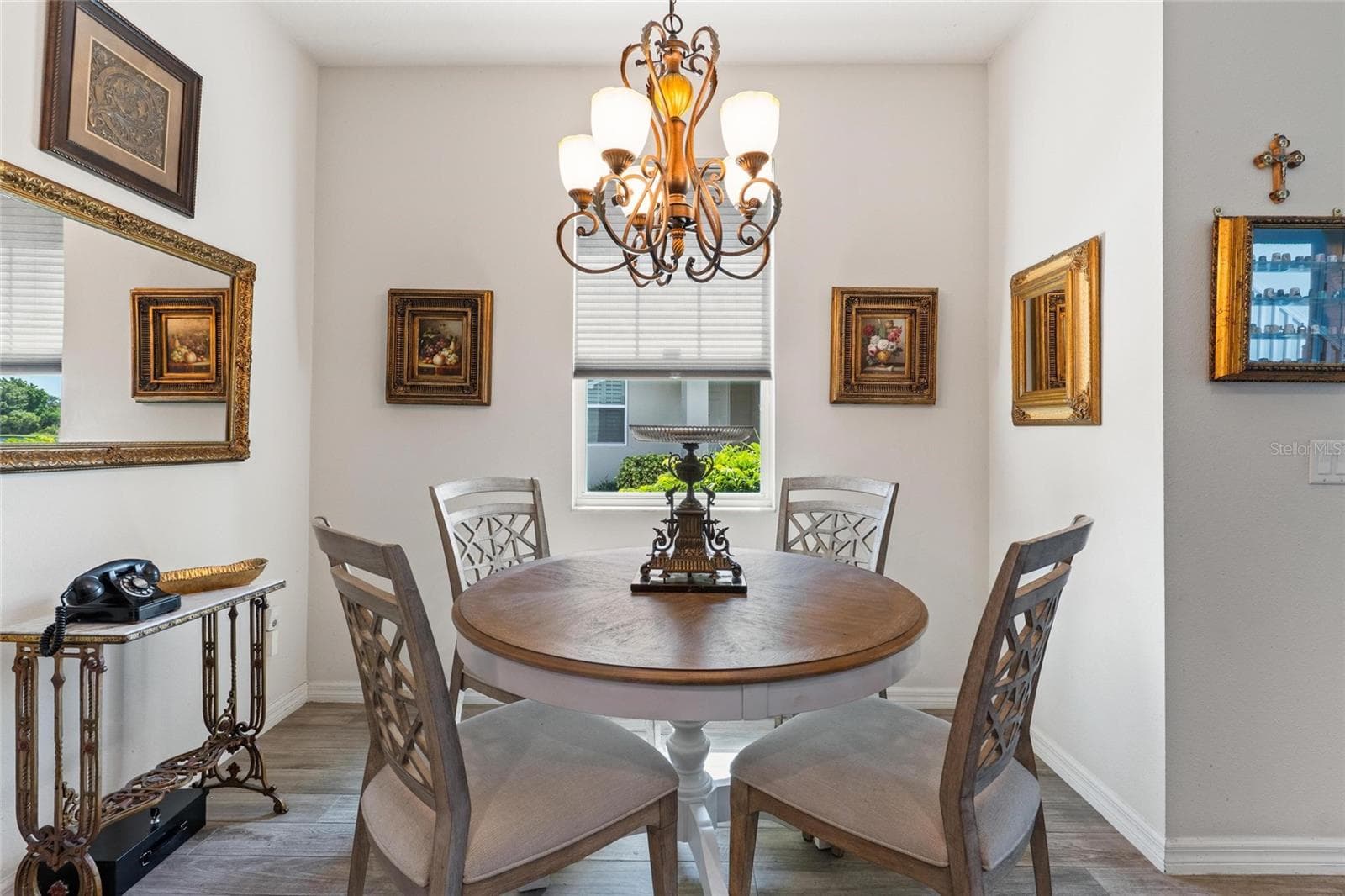 Dining room - 1934 LAKE RIDGE BLVD, CLEARWATER