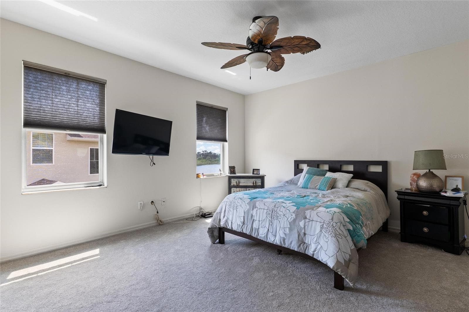 Guest Room 1 (new carpet & paint) - 1934 LAKE RIDGE BLVD, CLEARWATER