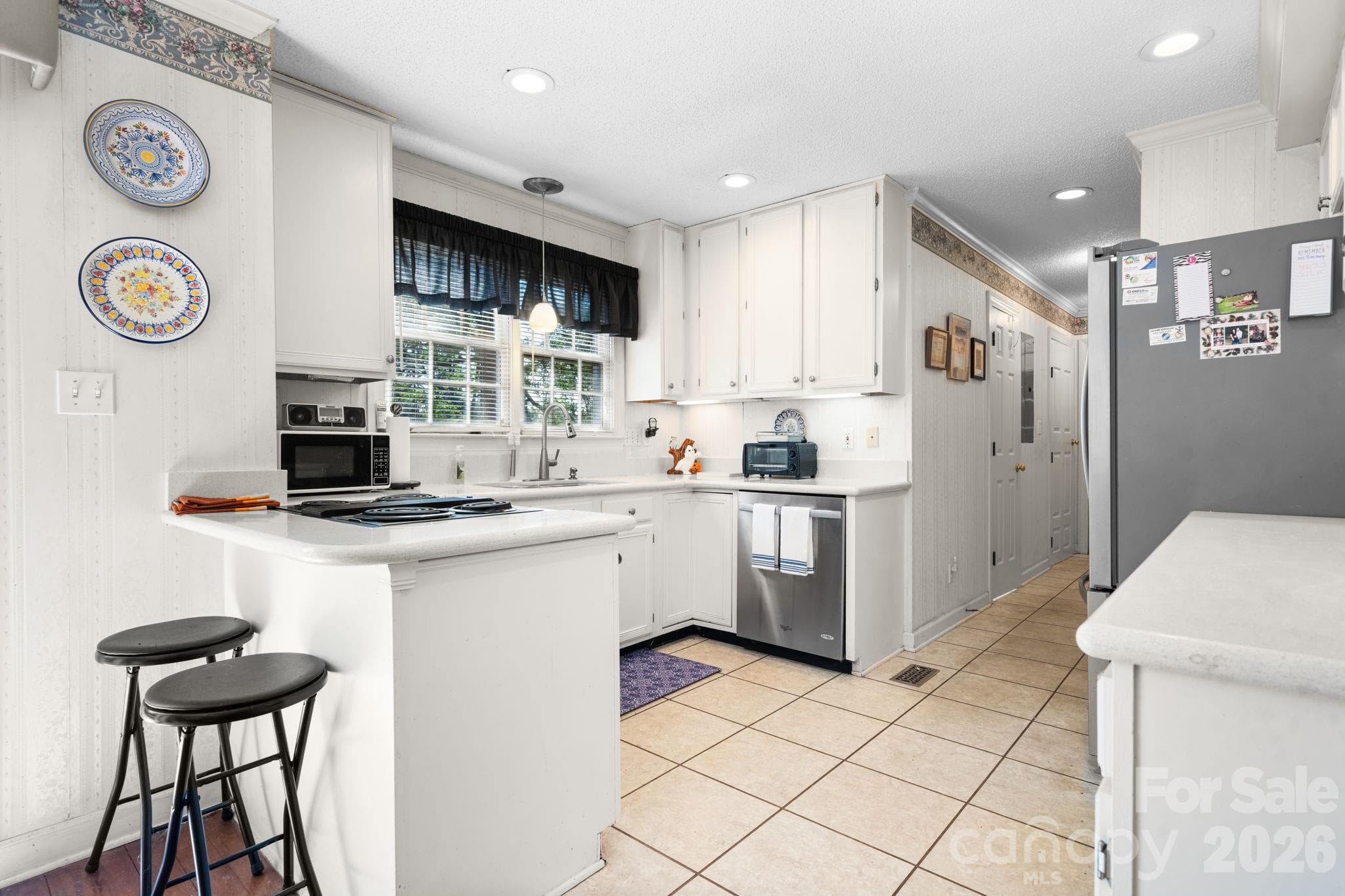 Single Family Residence at 2036 Picnic Drive, Newton, photo 11 of 45