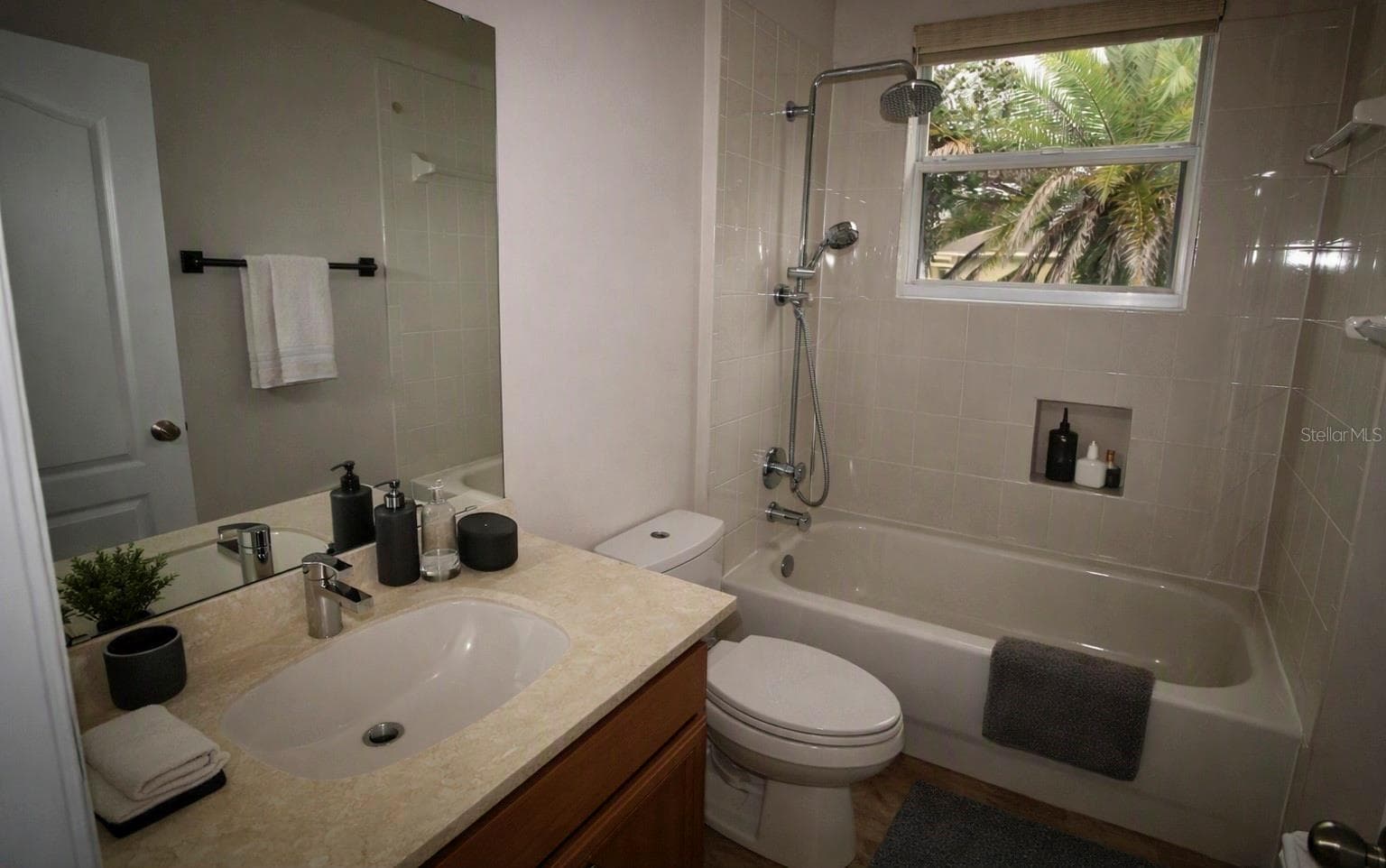 SECOND BATHROOM - 2461 WOODBARK ST, APOPKA