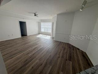 Family room - 5536 METROWEST BLVD #8-101, ORLANDO