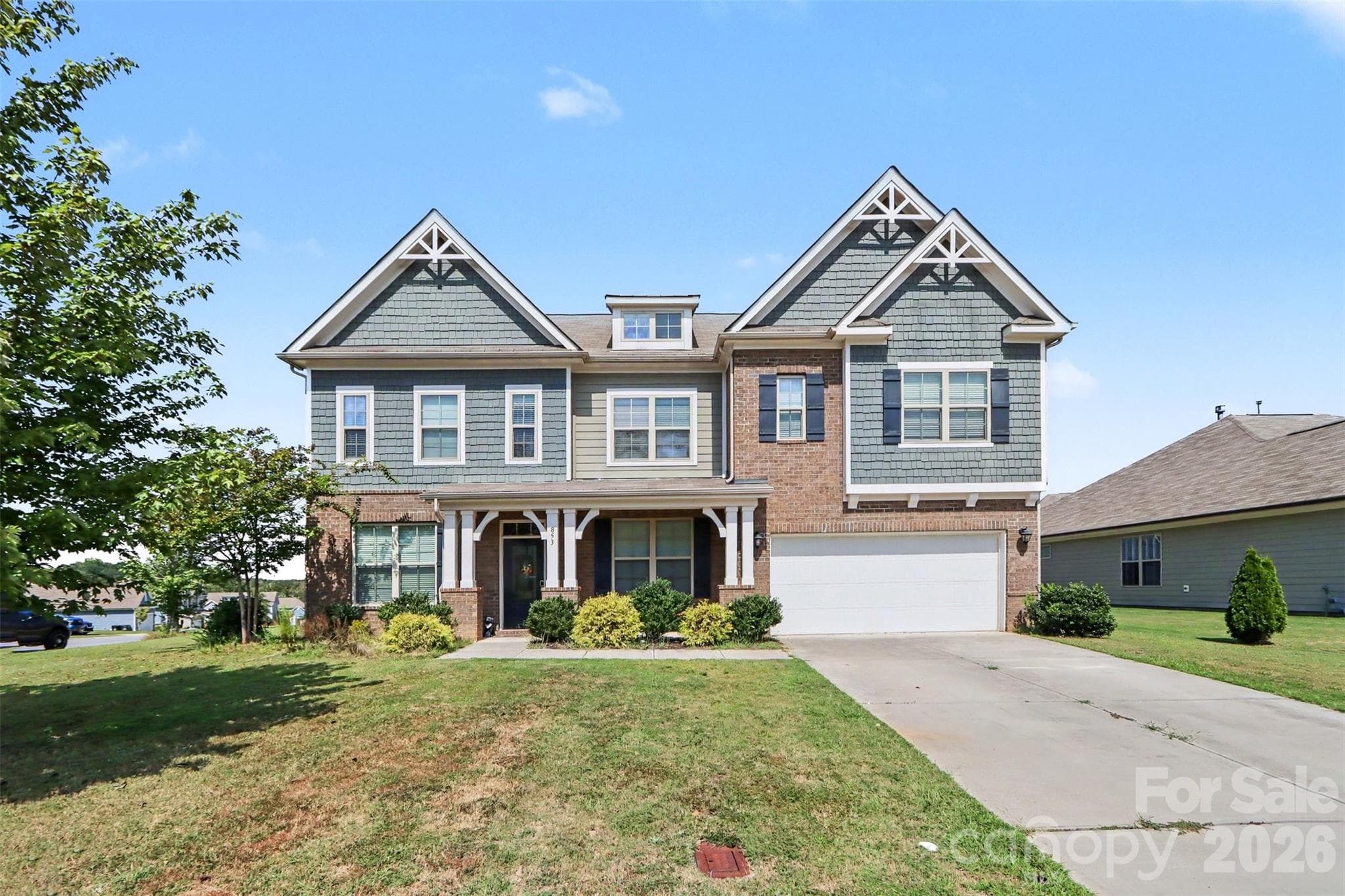 853 Double Oak Lane SE
