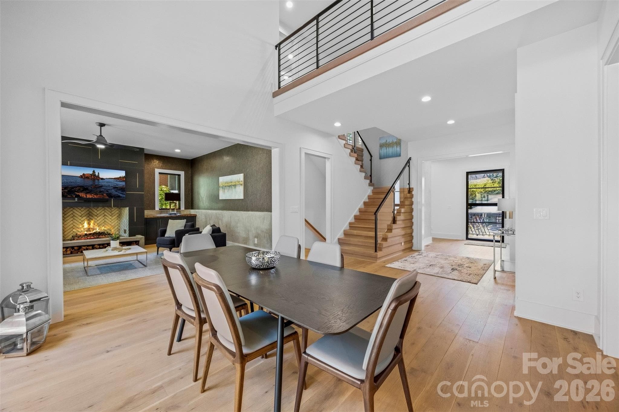 Single Family Residence at 3416 Windsor Drive, Charlotte, photo 12 of 48