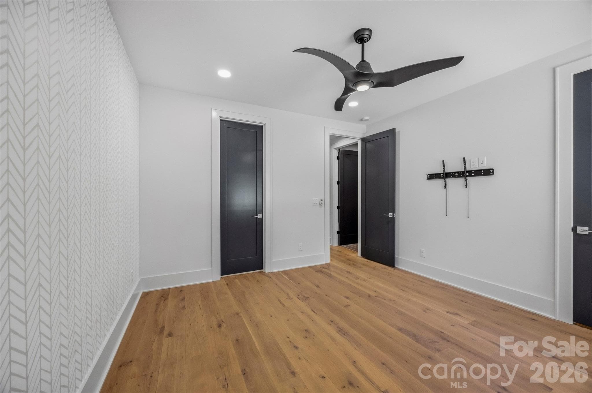 Single Family Residence at 3416 Windsor Drive, Charlotte, photo 38 of 48