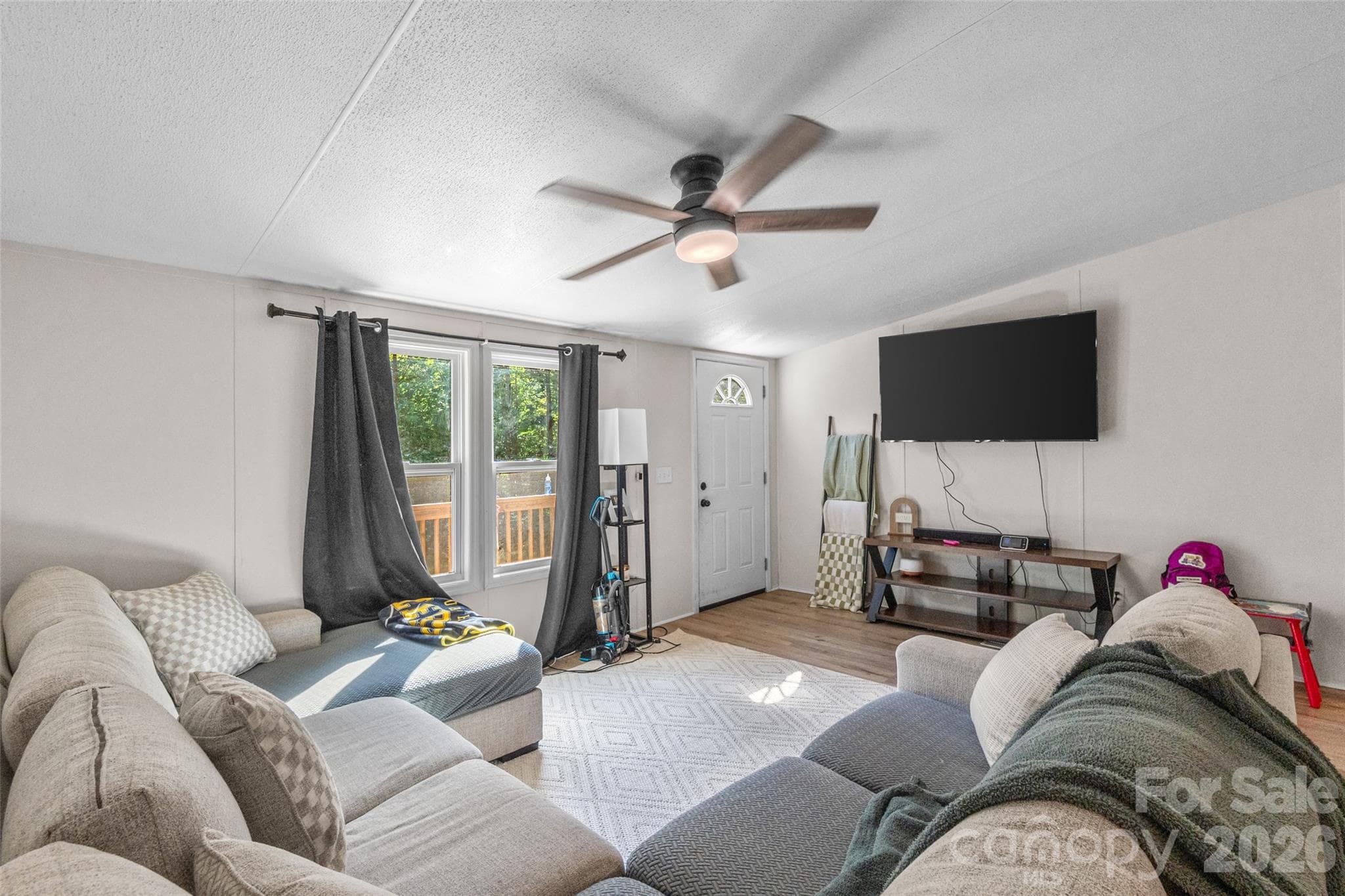Single Family Residence at 4756 Sierra Drive, Maiden, photo 10 of 36