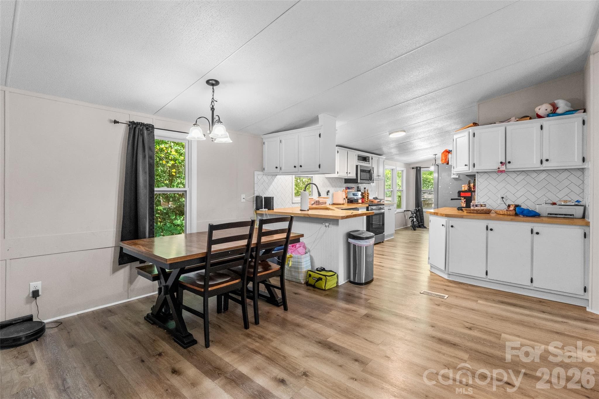 Single Family Residence at 4756 Sierra Drive, Maiden, photo 13 of 36