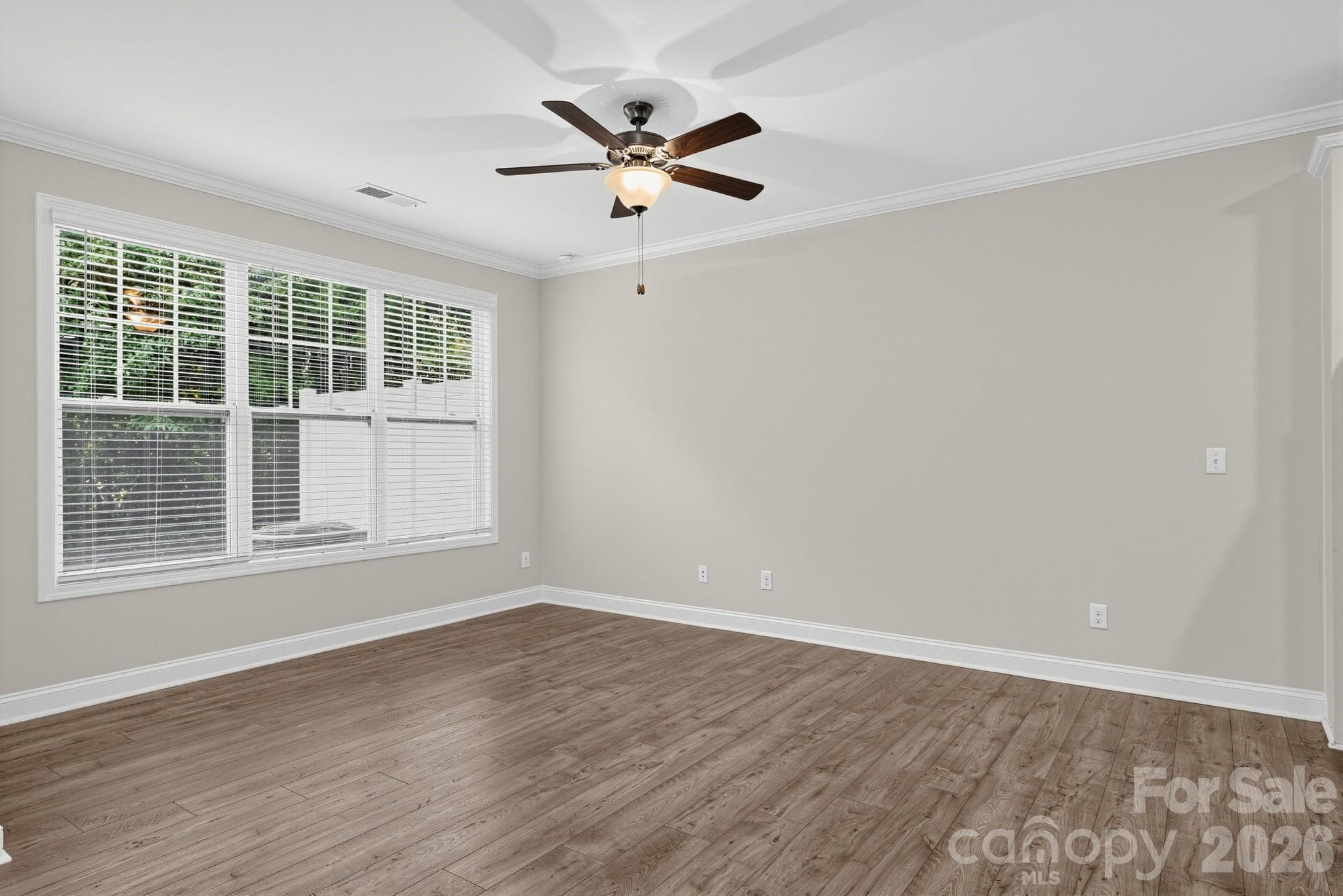 Townhouse at 8727 Harris Lake Lane, Charlotte, photo 5 of 15