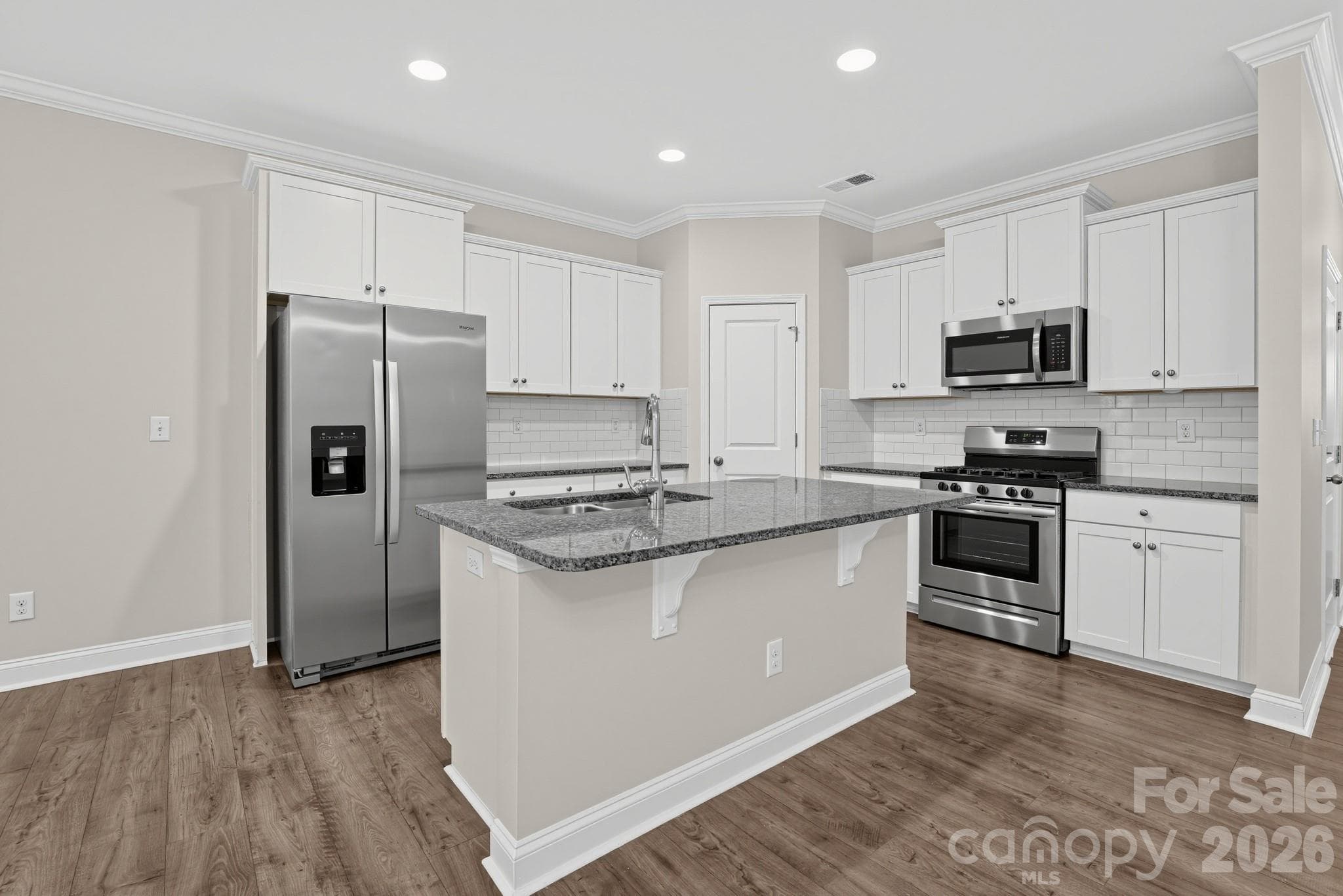 Townhouse at 8727 Harris Lake Lane, Charlotte, photo 6 of 15