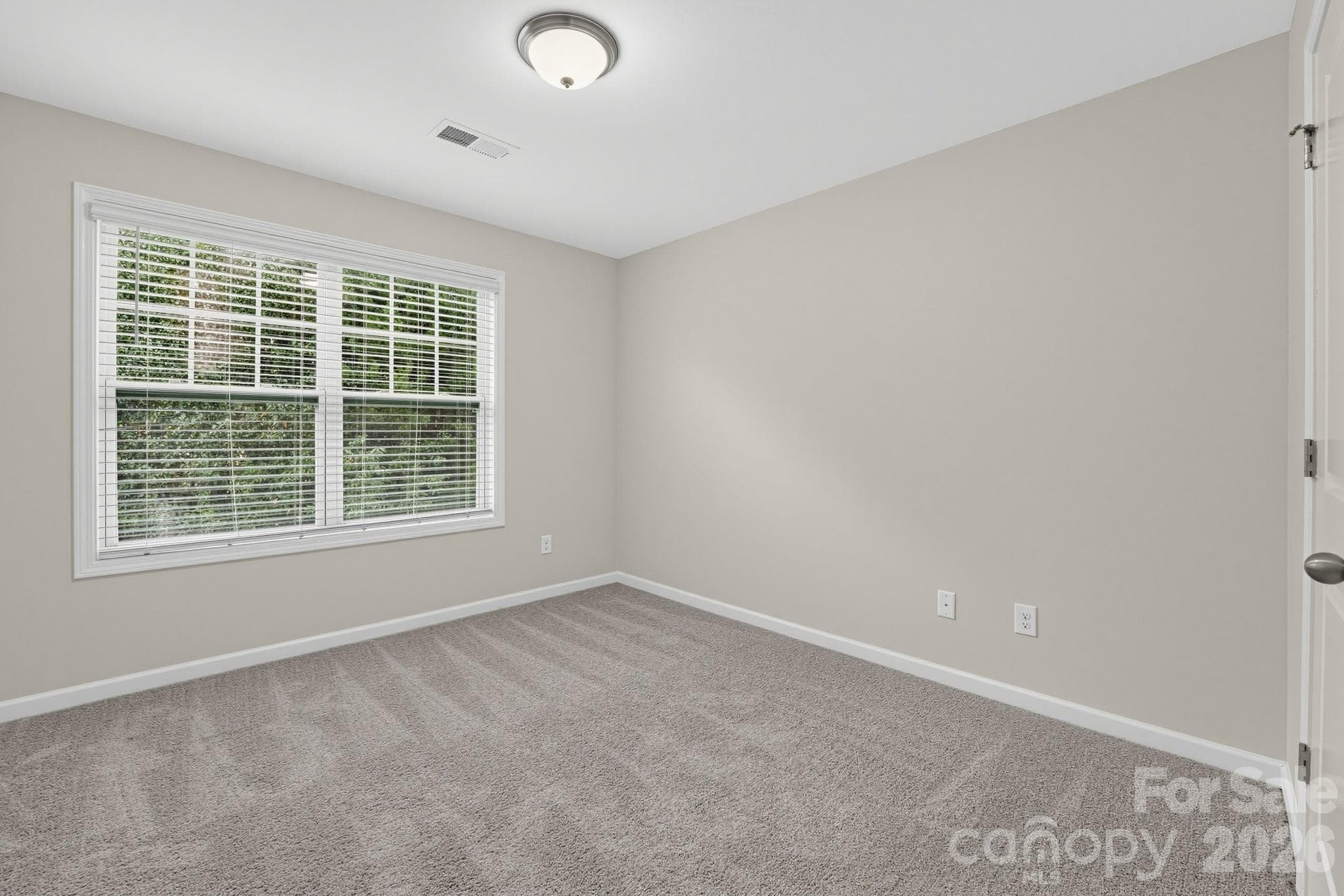 Townhouse at 8727 Harris Lake Lane, Charlotte, photo 11 of 15