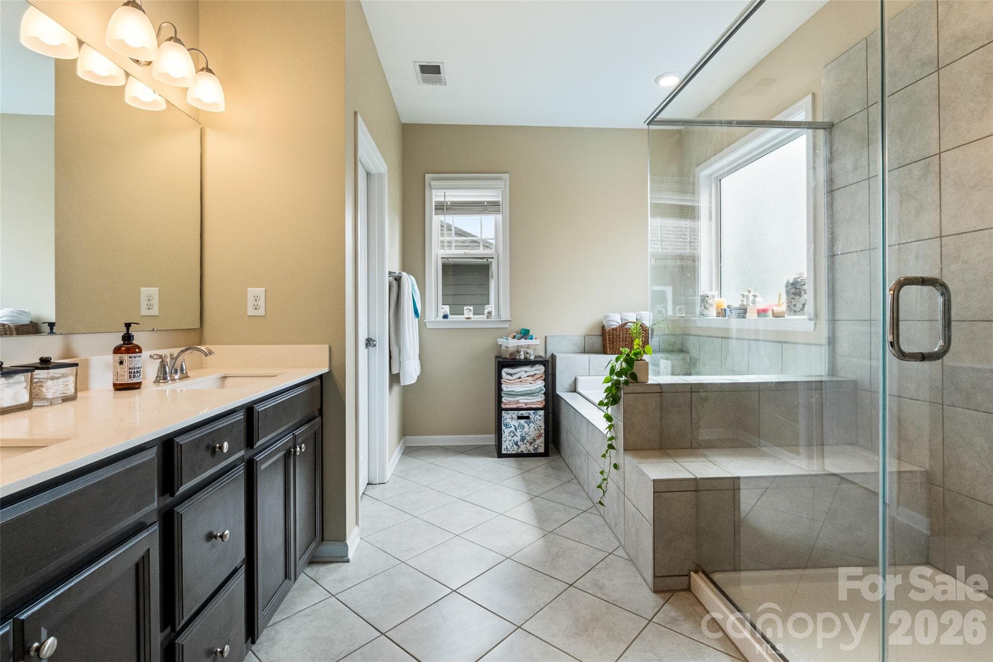Single Family Residence at 6008 Britannia Boulevard, Waxhaw, photo 21 of 38