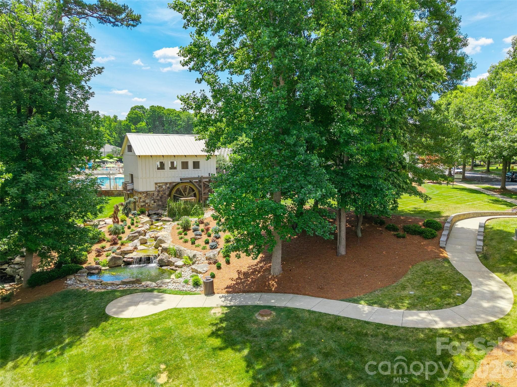 Single Family Residence at 6008 Britannia Boulevard, Waxhaw, photo 36 of 38