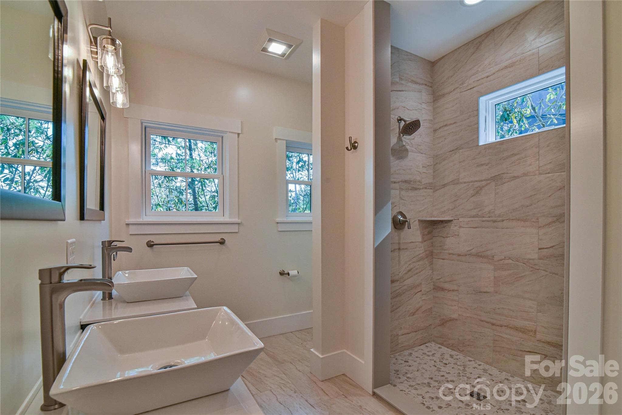 Primary Bathroom - 71 Crossings Circle, Fairview