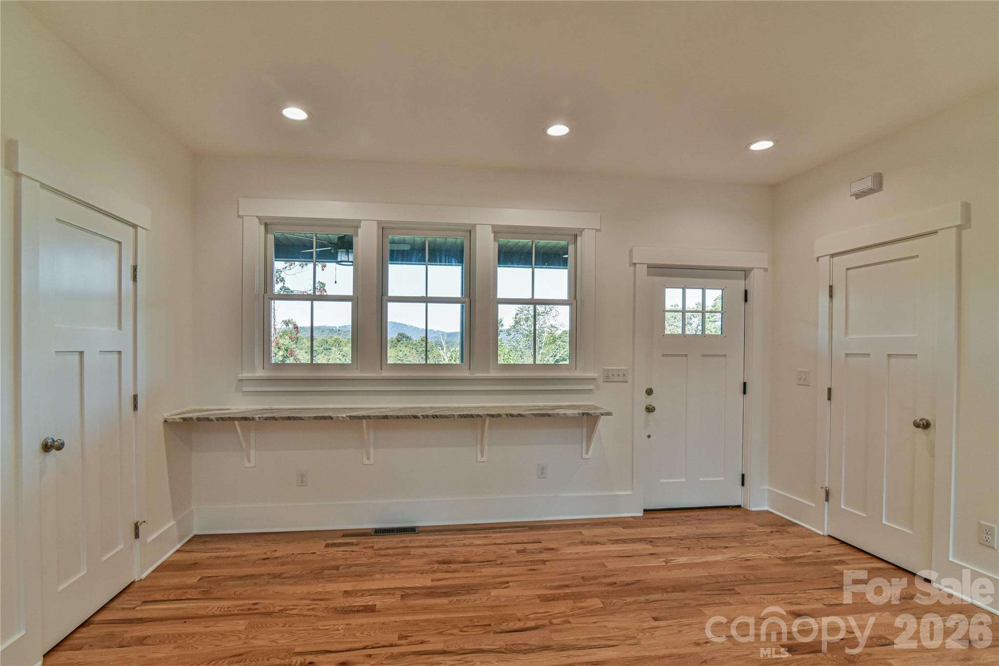 Single Family Residence at 71 Crossings Circle, Fairview, photo 44 of 48