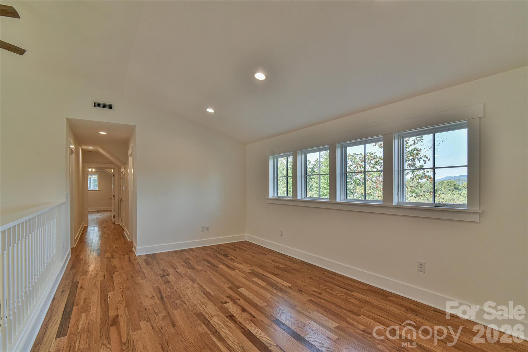 Single Family Residence at 71 Crossings Circle, Fairview, photo 27 of 48