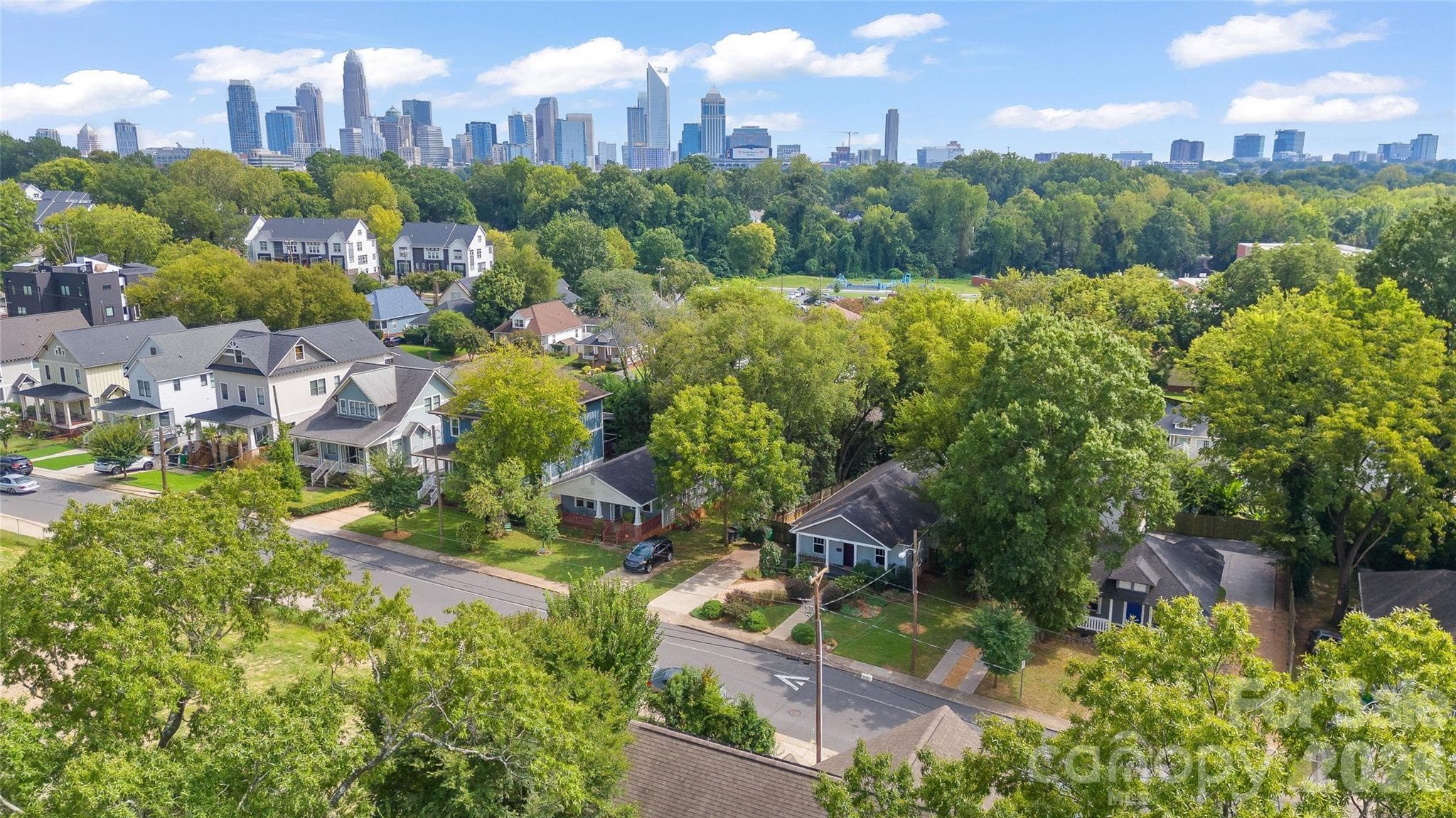 Single Family Residence at 515 State Street, Charlotte, photo 2 of 30
