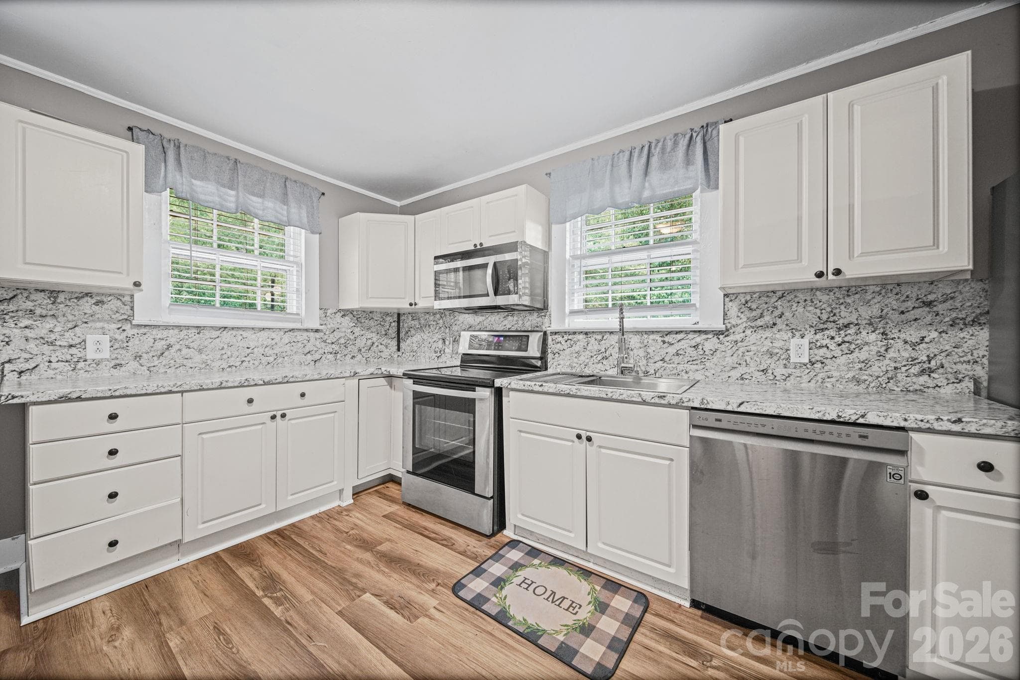 Single Family Residence at 823 Great Falls Highway, Chester, photo 10 of 28