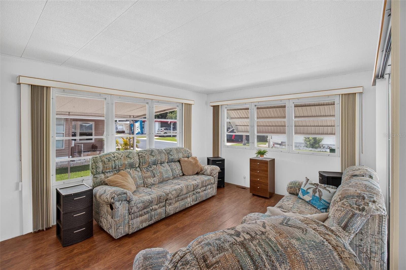 Original Furniture stays - 2000 E BAY DR #65, LARGO