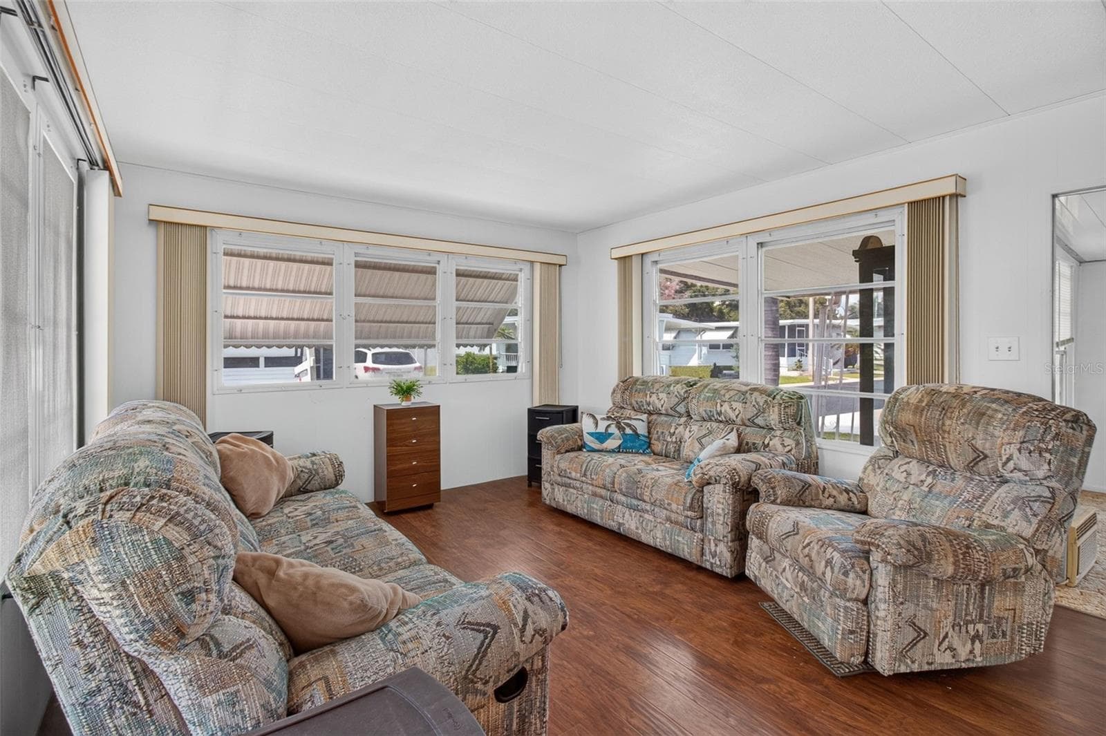 Original Furniture stays - 2000 E BAY DR #65, LARGO