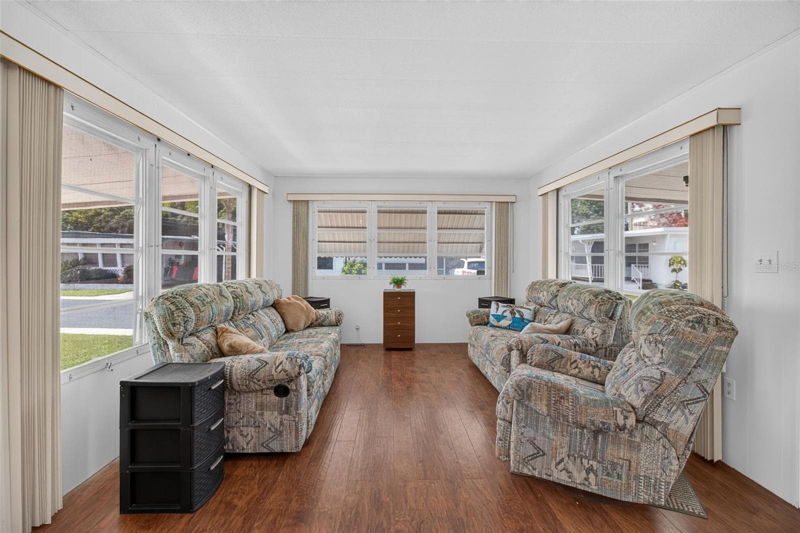 Original Furniture stays - 2000 E BAY DR #65, LARGO