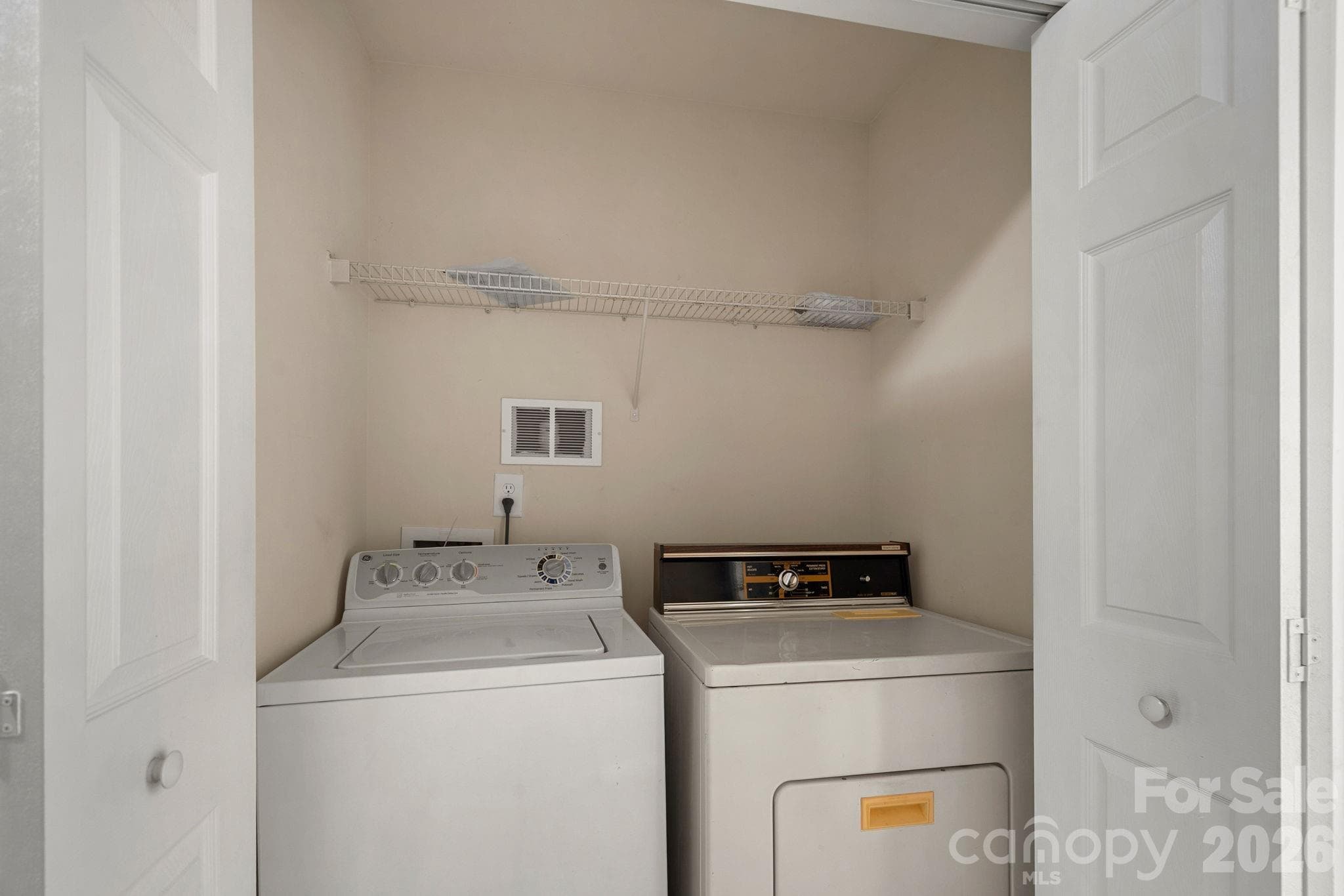 Washer/Dryer convey - 4717 Grier Farm Lane, Charlotte
