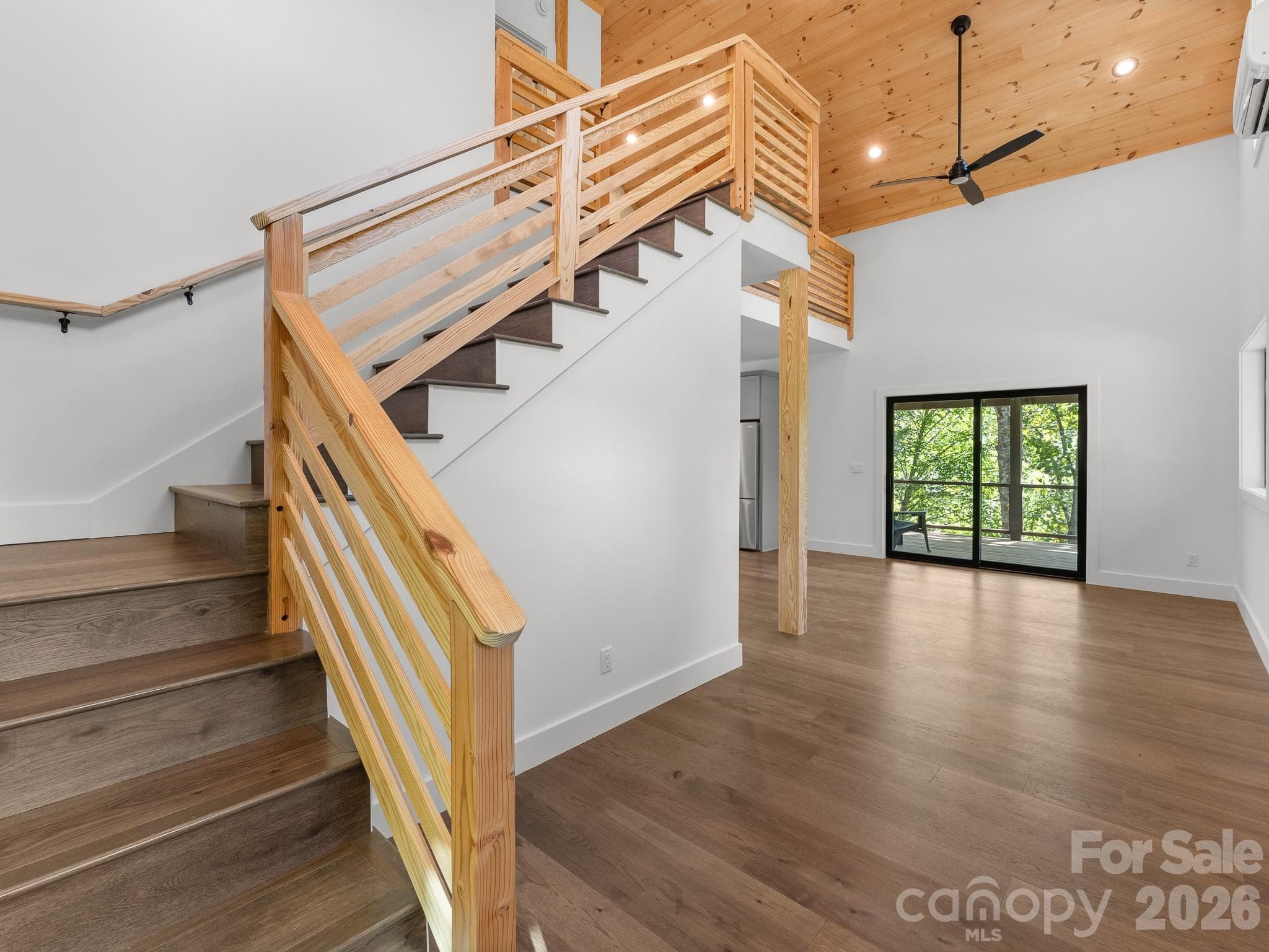 Single Family Residence at 114 Phivo Drive, Balsam Grove, photo 18 of 43