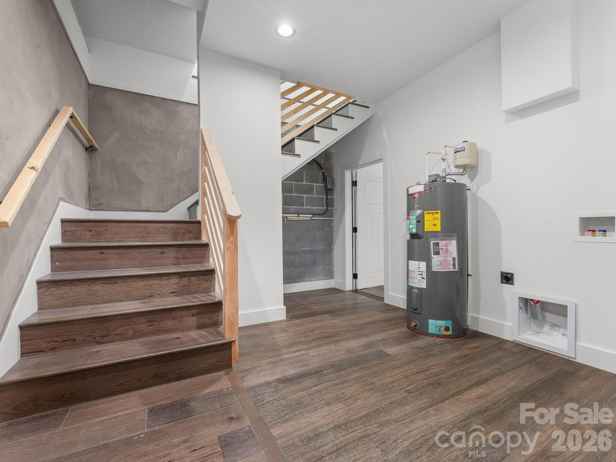 Single Family Residence at 114 Phivo Drive, Balsam Grove, photo 26 of 43