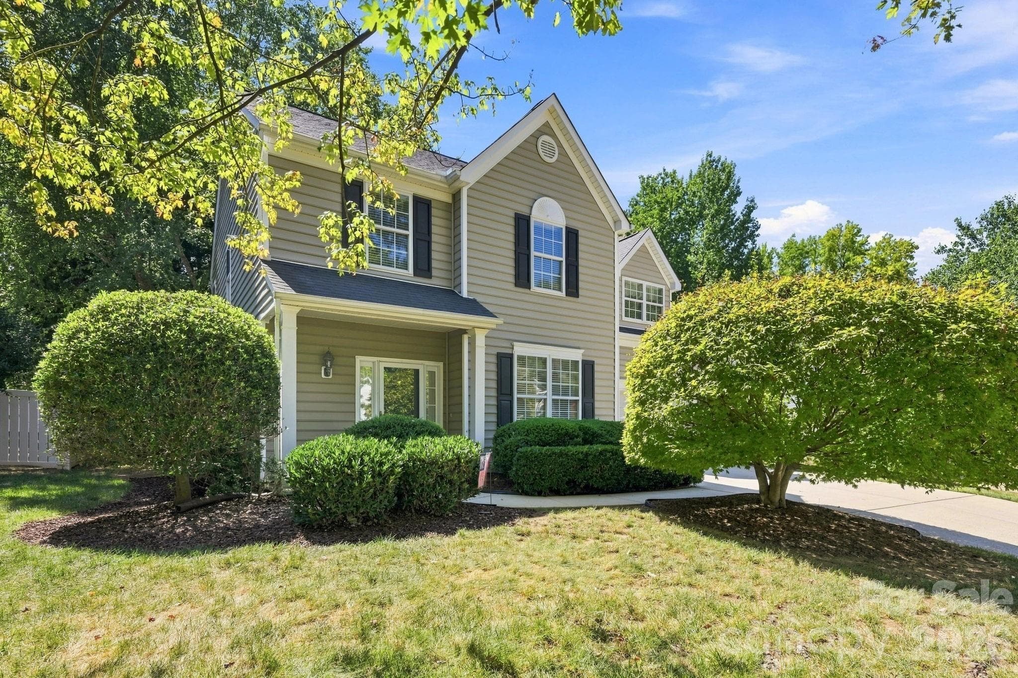 10018 Glencrest Drive