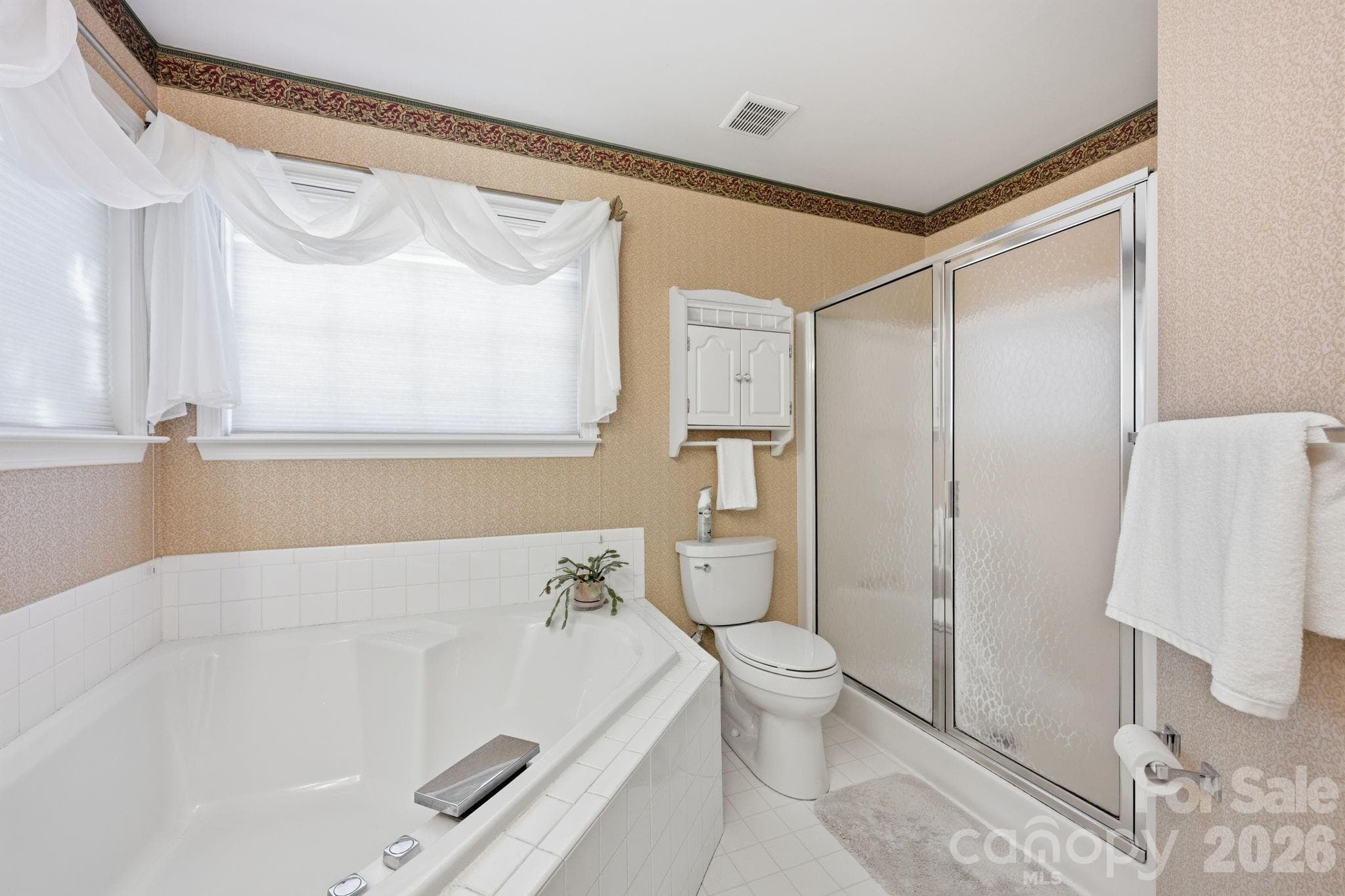 Primary Bath - 10018 Glencrest Drive, Huntersville