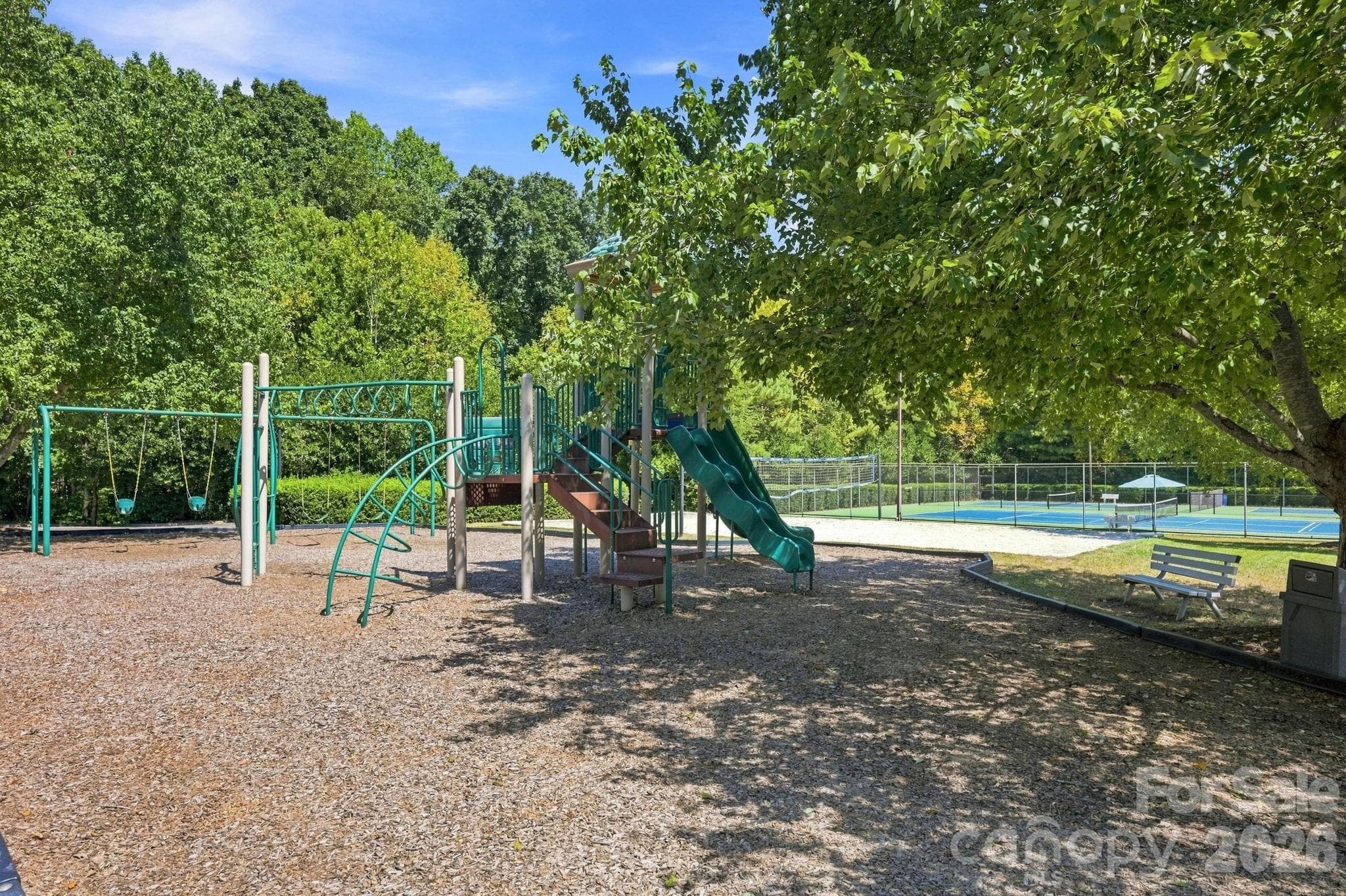 Recreation area - 10018 Glencrest Drive, Huntersville