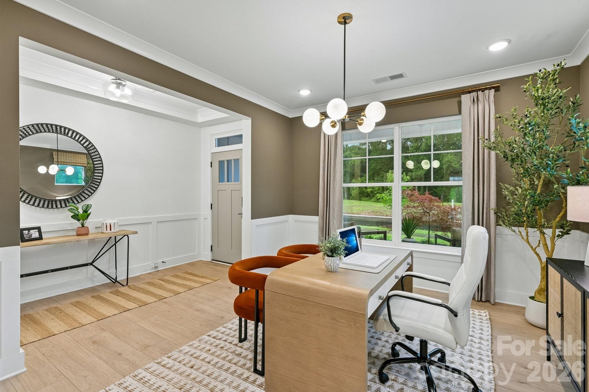 Single Family Residence at 2818 Shenandoah Avenue, Charlotte, photo 14 of 27