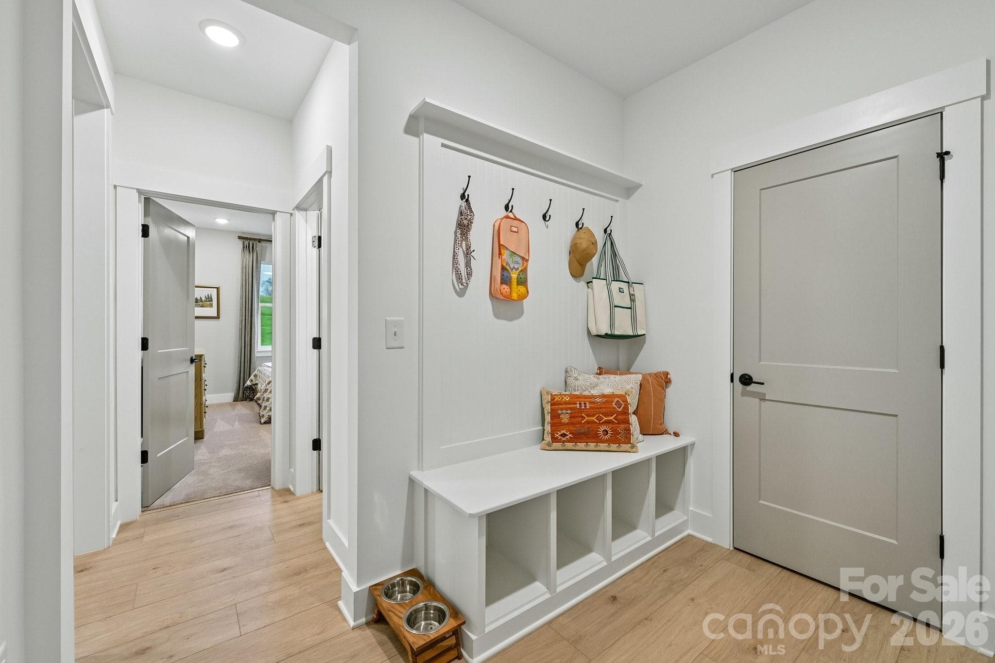 Single Family Residence at 2818 Shenandoah Avenue, Charlotte, photo 17 of 27