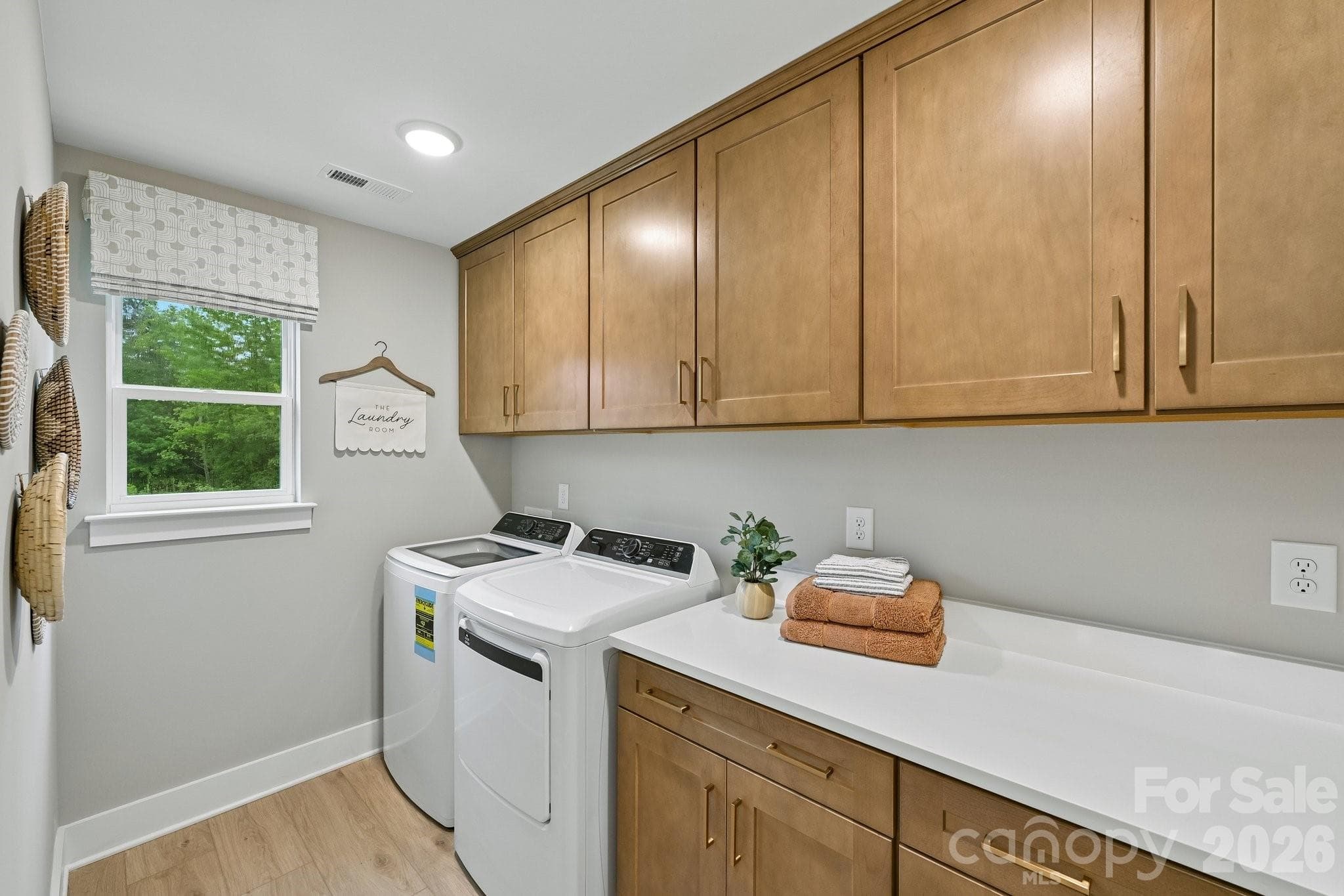 Single Family Residence at 2818 Shenandoah Avenue, Charlotte, photo 21 of 27