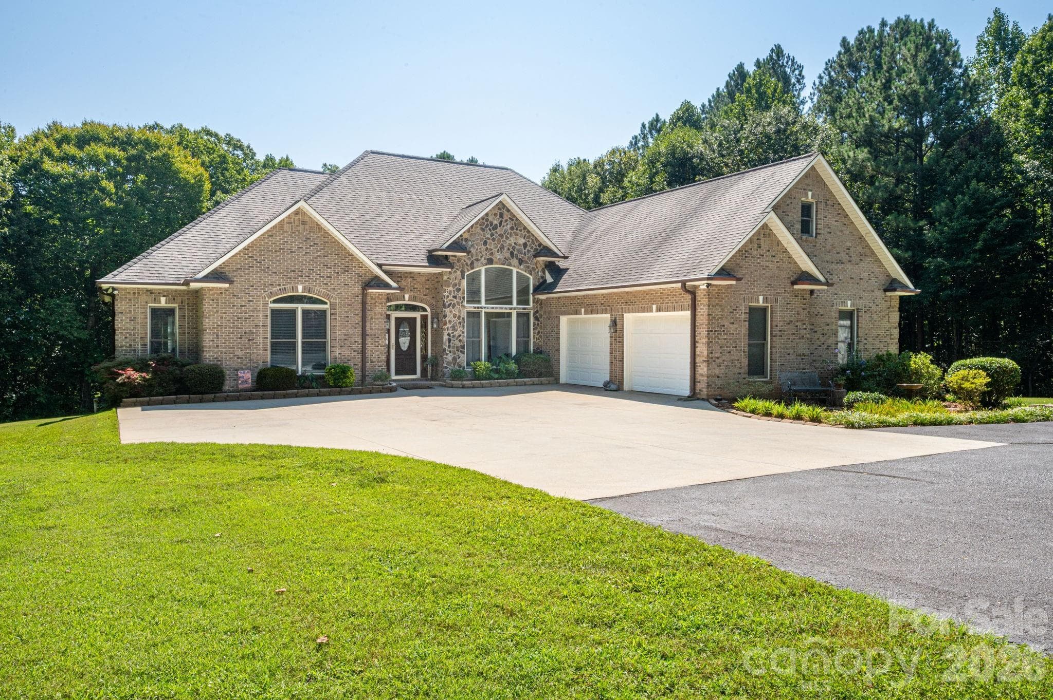 145 Chippawa Drive