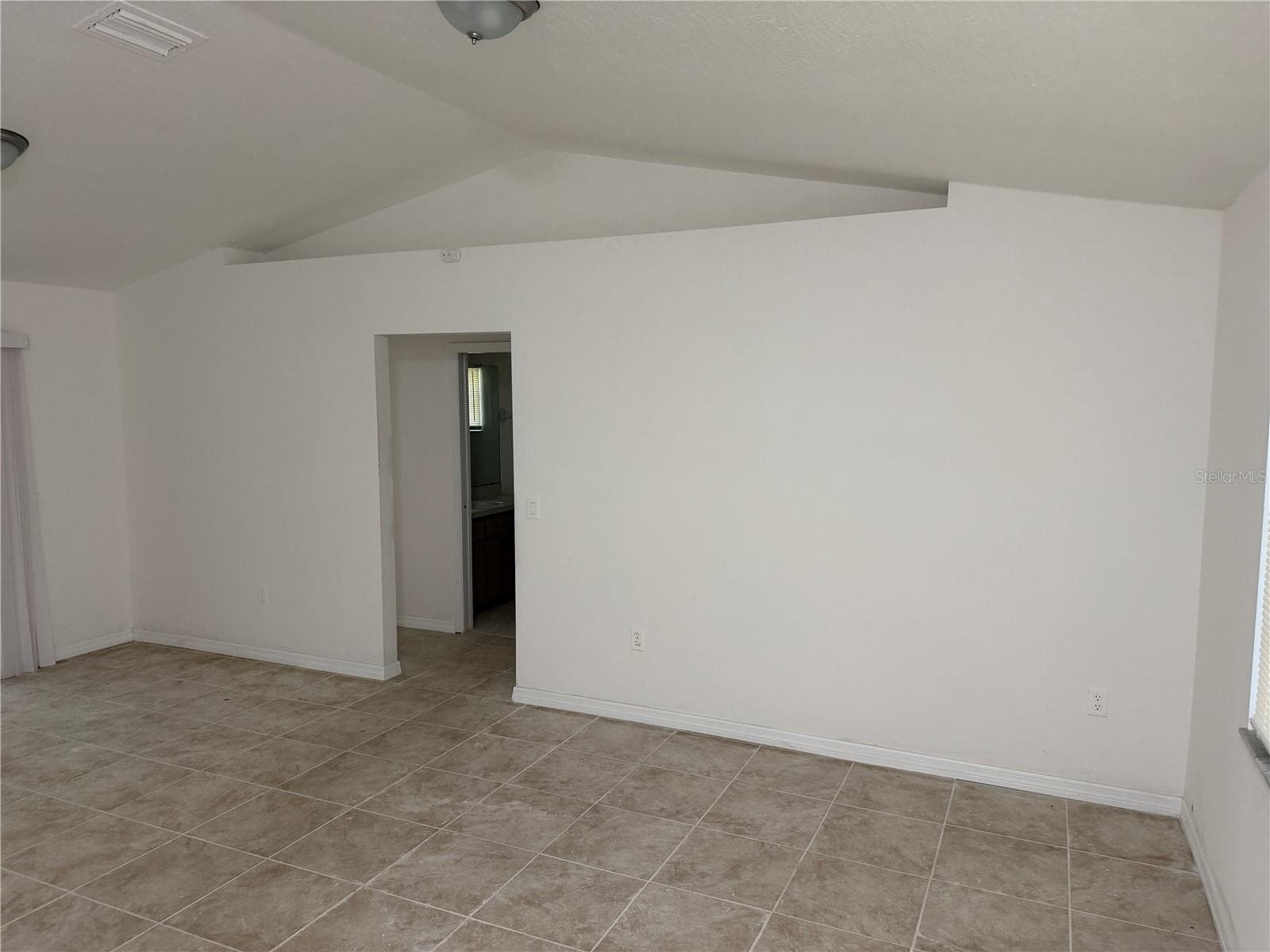 Single Family Residence at 1213 W SORRENTO DR, CITRUS SPRINGS, photo 5 of 20