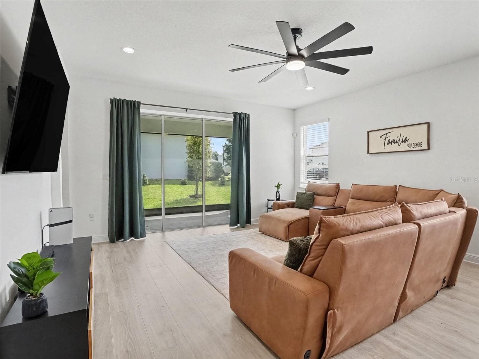Single Family Residence at 4484 LIONS GATE AVE, CLERMONT, photo 10 of 50