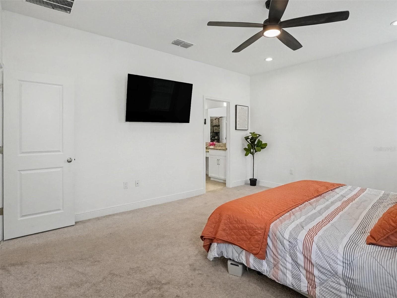 First Walk-In Closet - 4484 LIONS GATE AVE, CLERMONT
