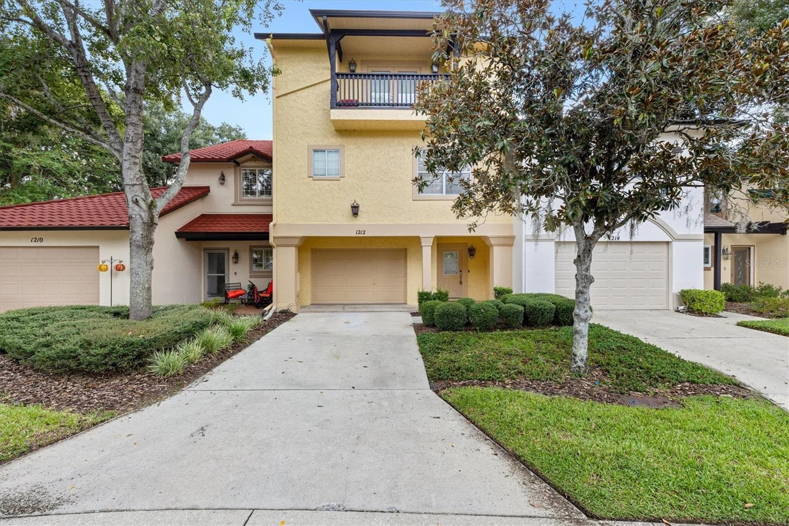Beautiful curb appeal - 1212 AVENIDA DE LAS CASAS #0, THE VILLAGES