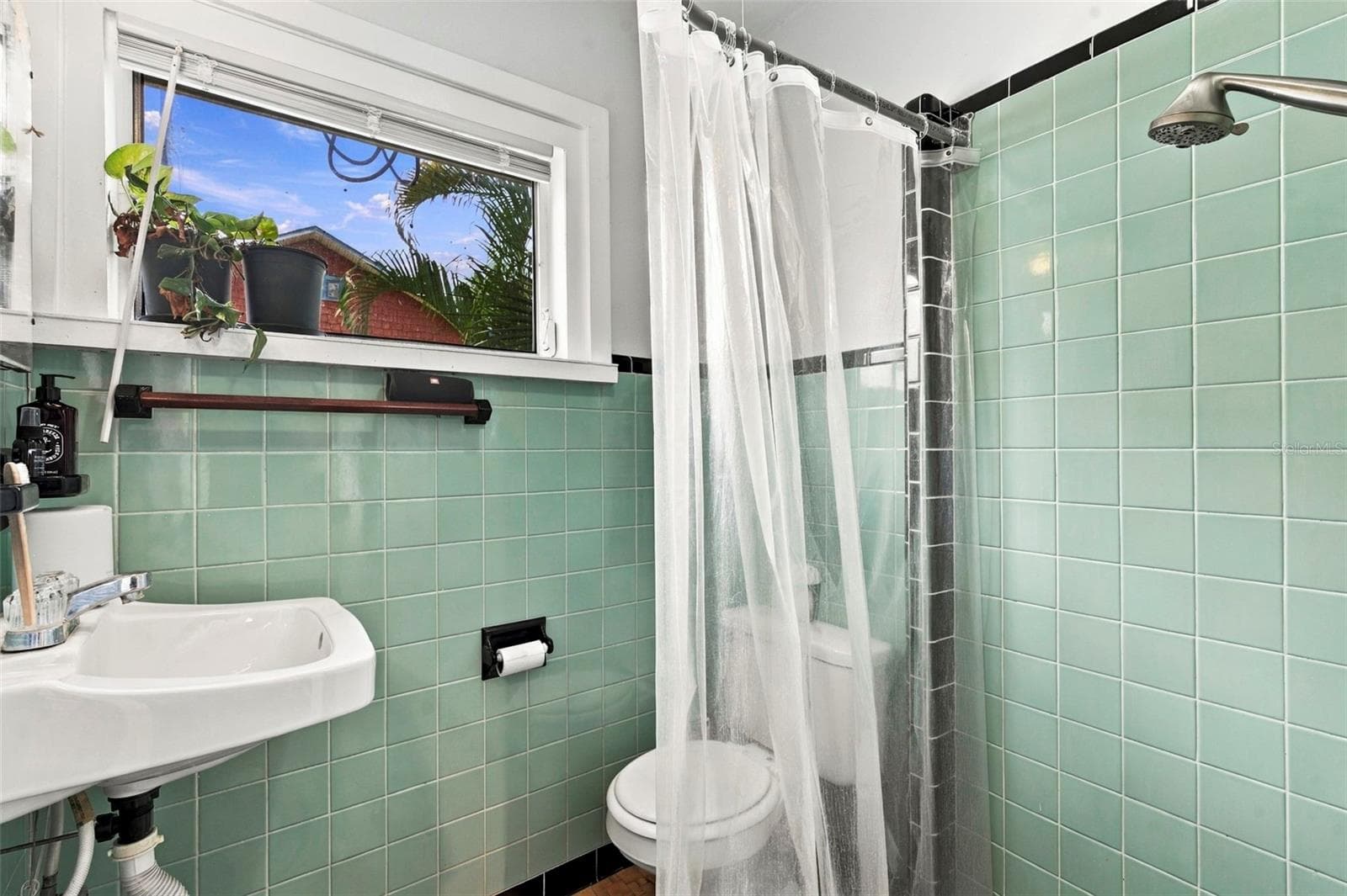 Single Family Residence at 406 10TH AVE NE, ST PETERSBURG, photo 30 of 48