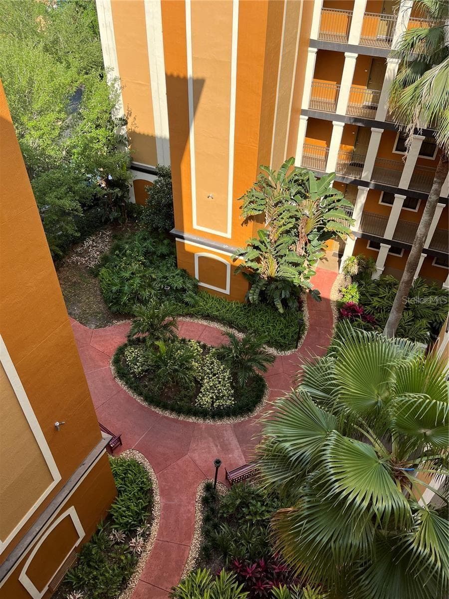 Condo - Hotel at 12527 FLORIDAYS RESORT DR #603E, ORLANDO, photo 13 of 48