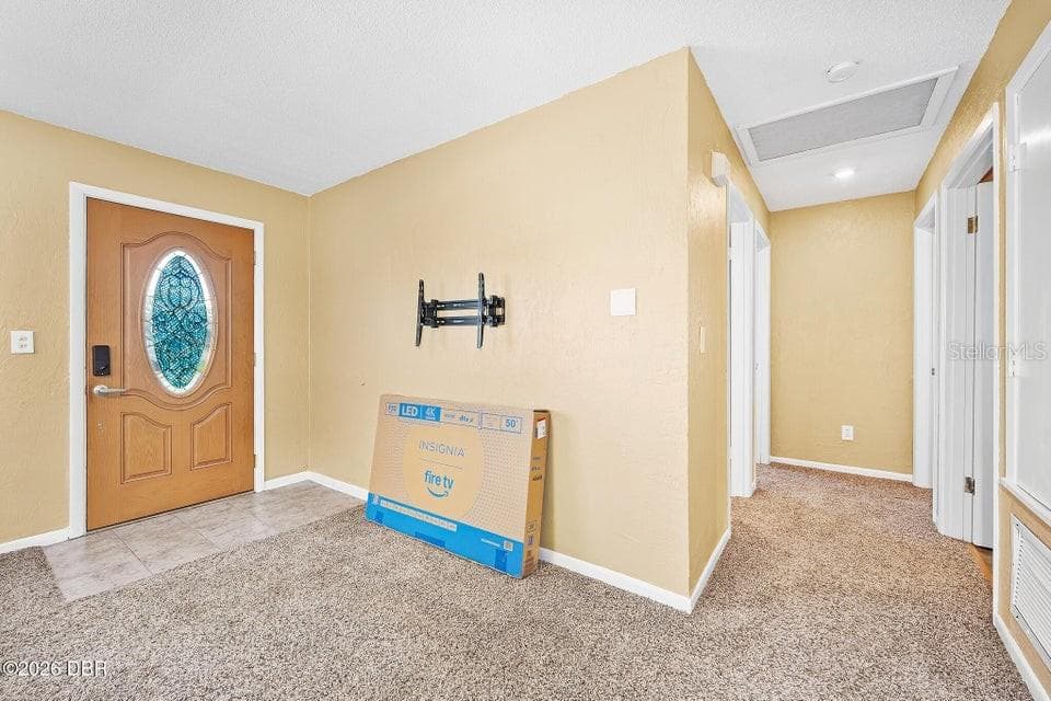 Single Family Residence at 1324 GRANADA AVE, DAYTONA BEACH, photo 7 of 31